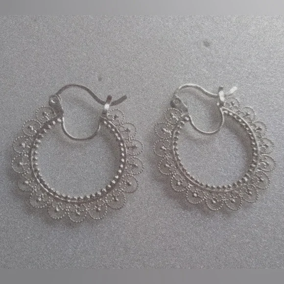 Silver Colombian Handmade Filigree earrings